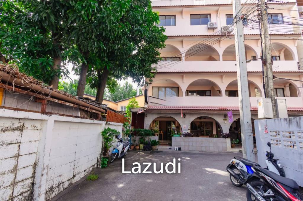 16 Rooms Hotel nearby the beach and town for Sale