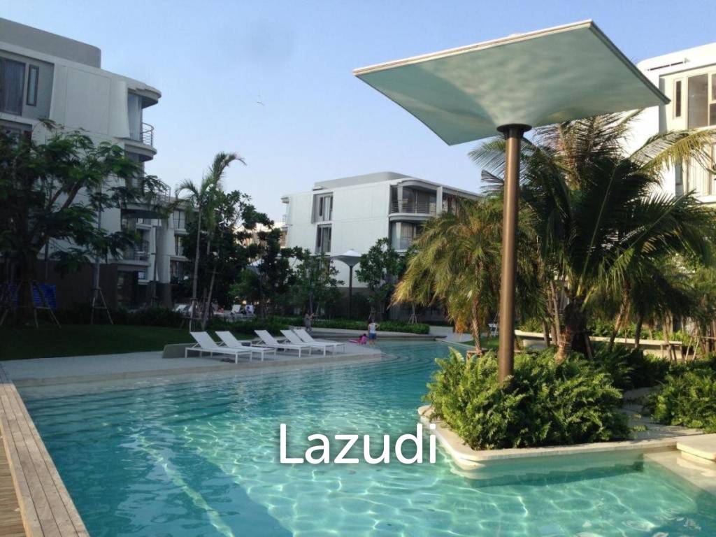 Pool Access 1-Bedroom Condo in Baan SanKraam