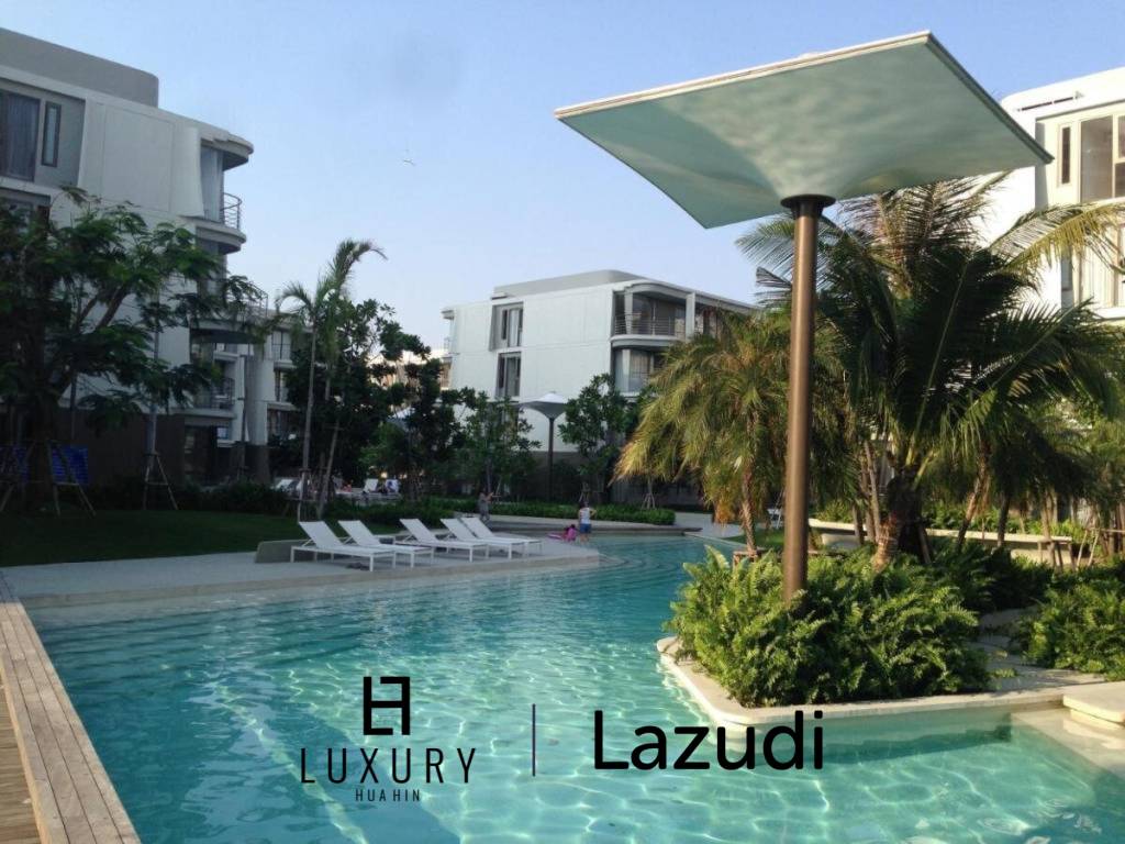 Pool Access 1-Bedroom Condo in Baan SanKraam