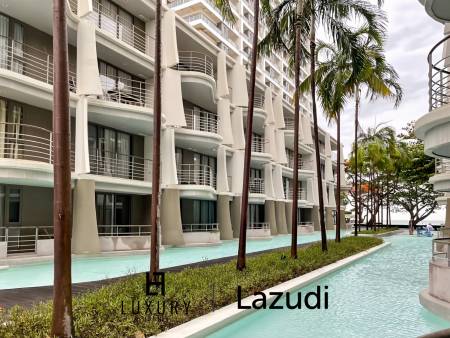 Pool Access 1-Bedroom Condo in Baan SanKraam