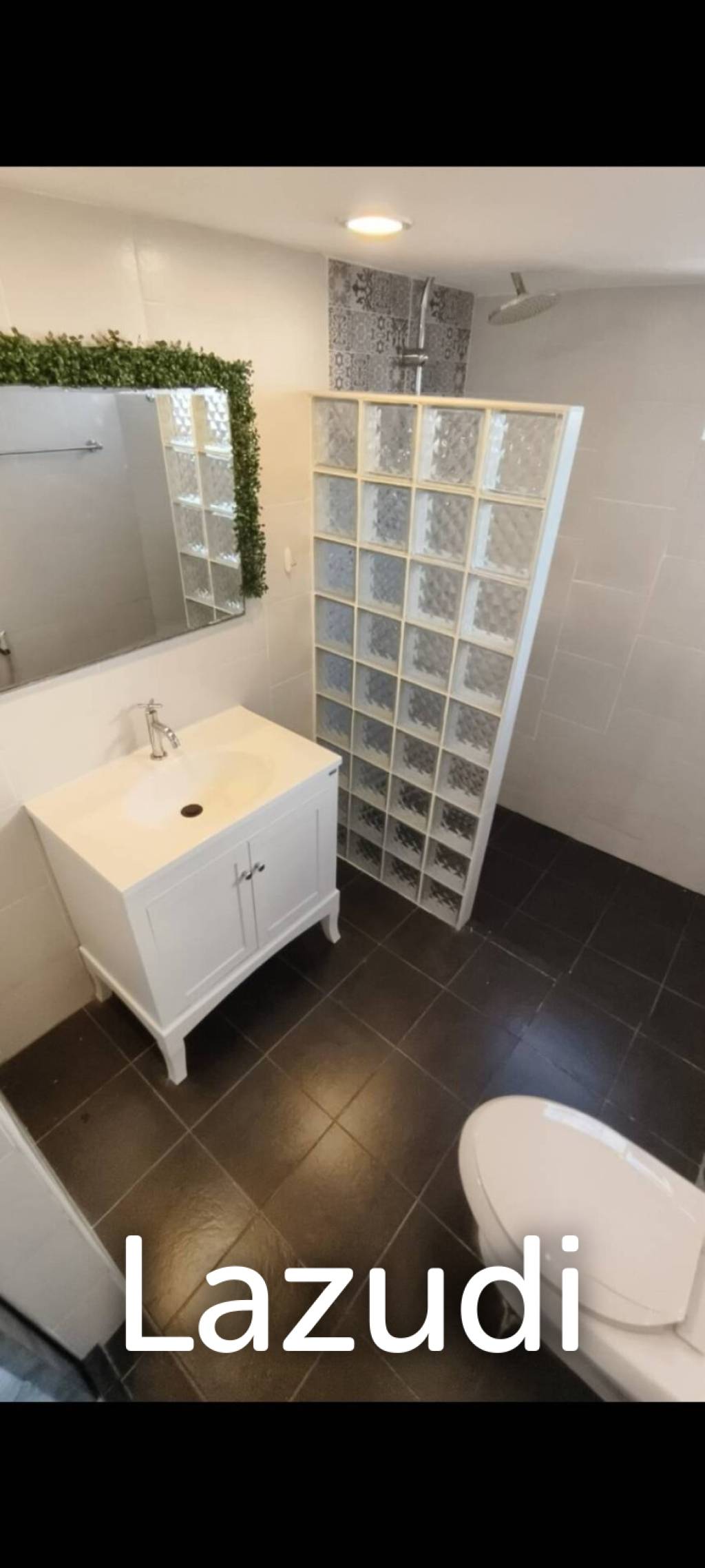 2 Bed 2 Bath 75 SQ.M Beverly Tower Condo