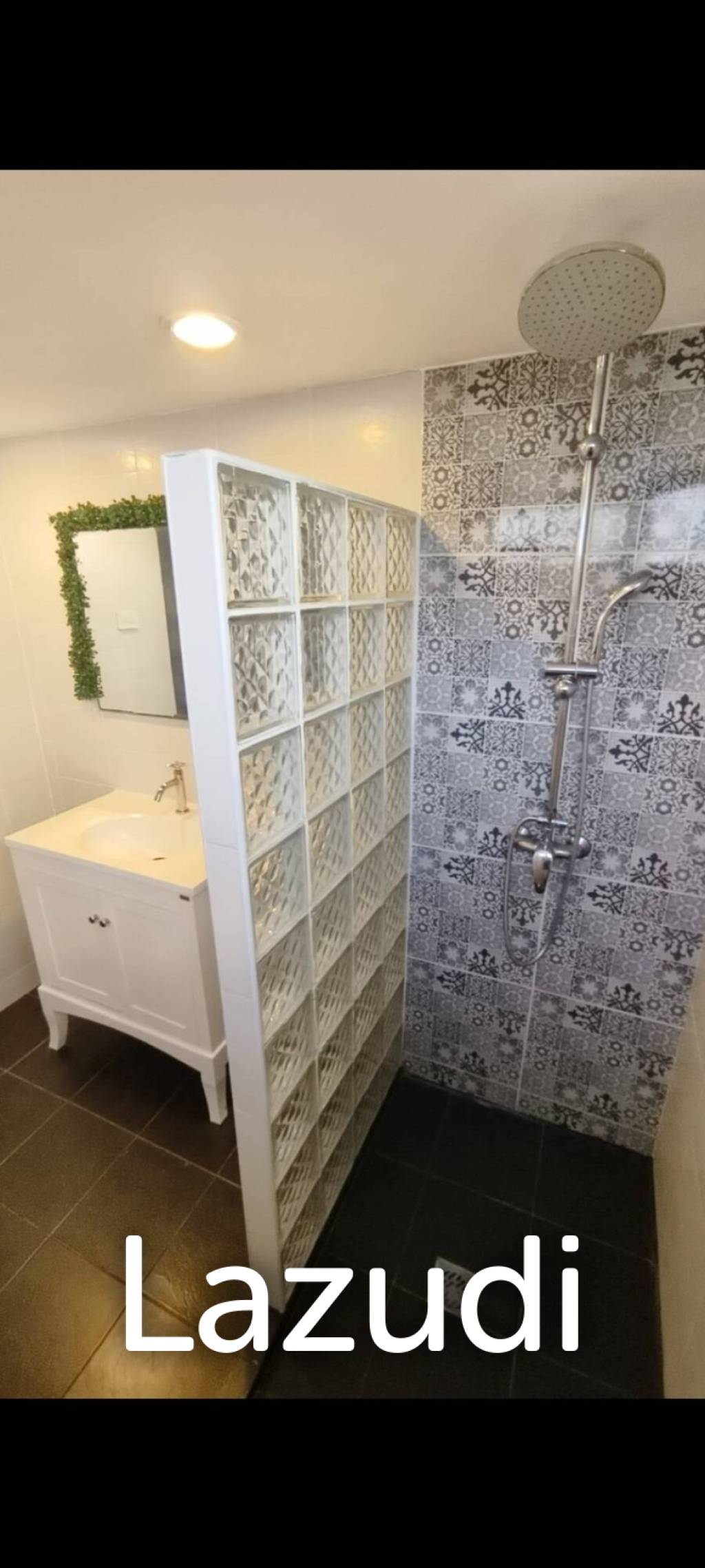 2 Bed 2 Bath 75 SQ.M Beverly Tower Condo
