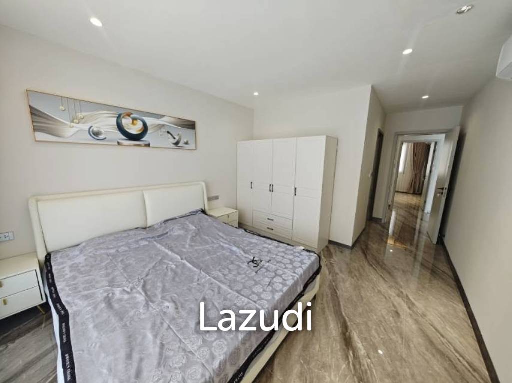 4 Bedrooms 5 Bathroom 220 SQ.M. Private House In Naklua