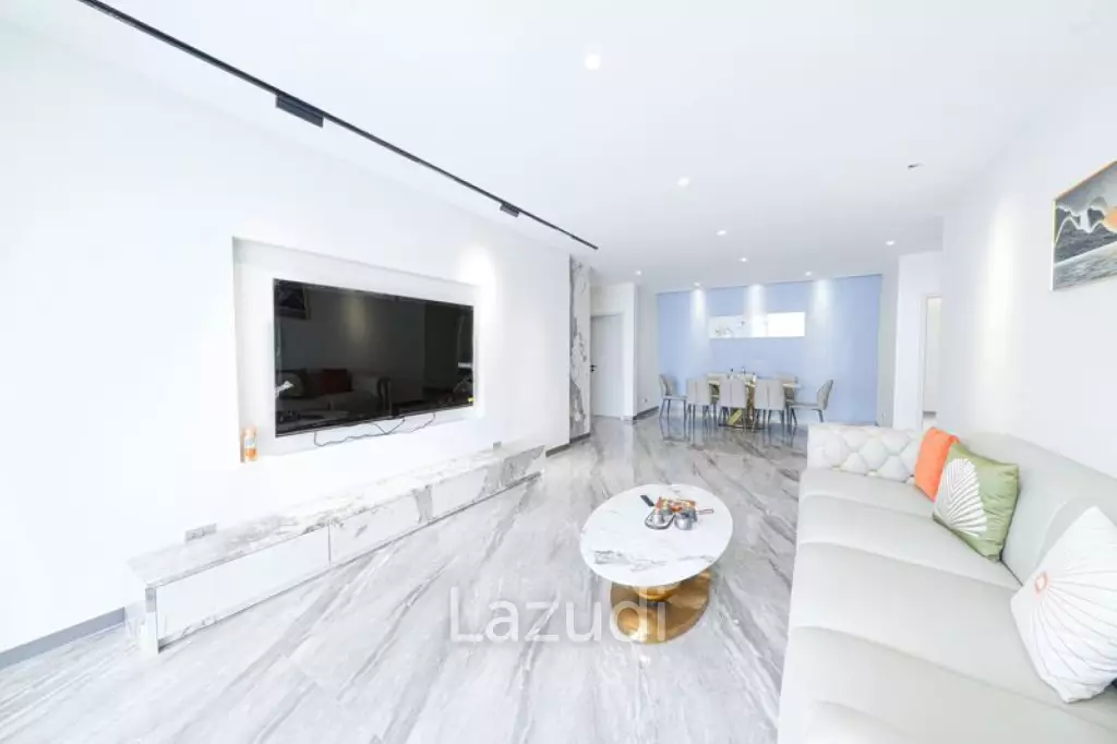 4 Bedrooms 5 Bathroom 220 SQ.M. Private House In Naklua