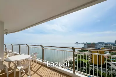 Baan Kinnon Hua Hin : The Ultra-Exclusive 18th Floor Beachfront 4 Bedroom Condo