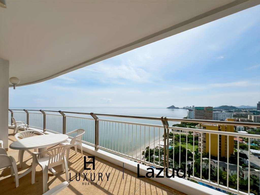 Baan Kinnon Hua Hin : The Ultra-Exclusive 18th Floor Beachfront 4 Bedroom Condo