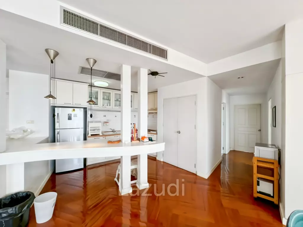 Baan Kinnon Hua Hin : The Ultra-Exclusive 18th Floor Beachfront 4 Bedroom Condo