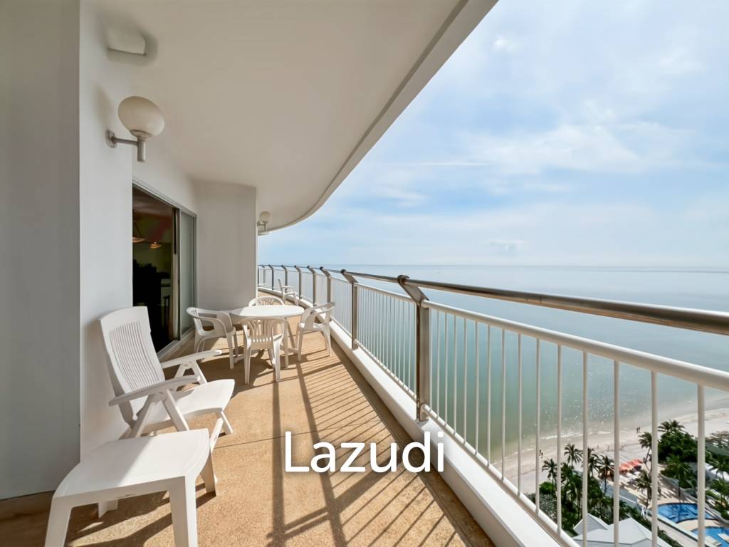 Baan Kinnon Hua Hin : The Ultra-Exclusive 18th Floor Beachfront 4 Bedroom Condo