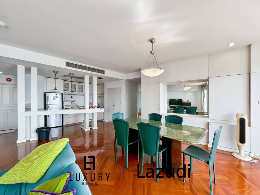 Baan Kinnon Hua Hin : The Ultra-Exclusive 18th Floor Beachfront 4 Bedroom Condo