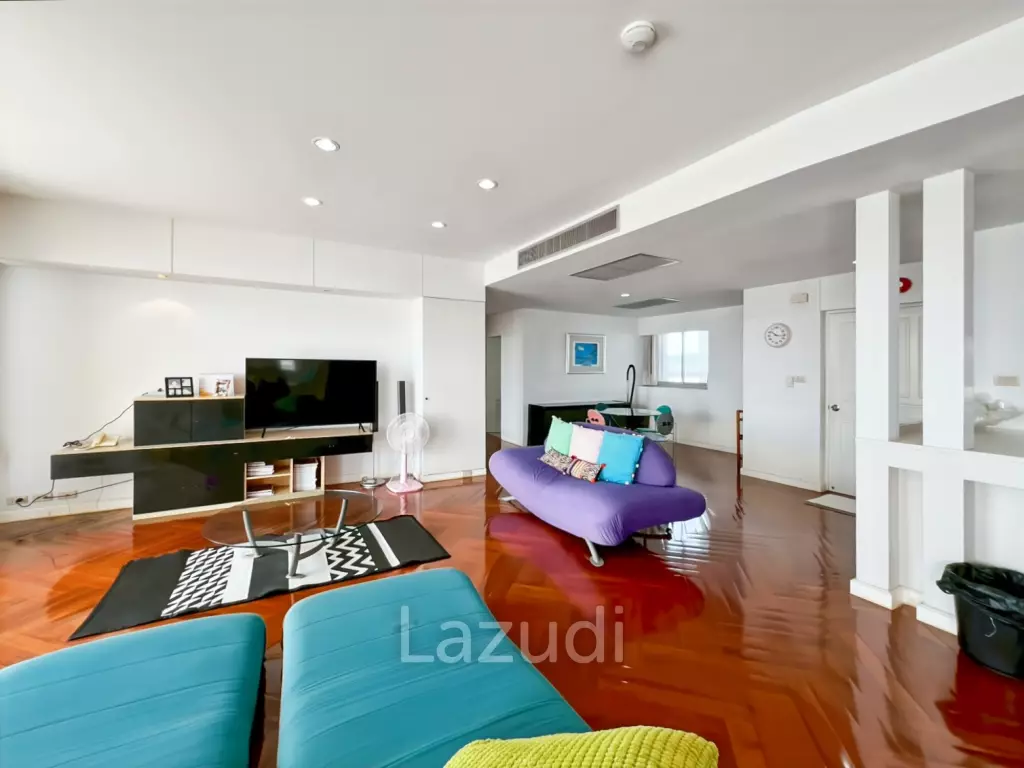 Baan Kinnon Hua Hin : The Ultra-Exclusive 18th Floor Beachfront 4 Bedroom Condo