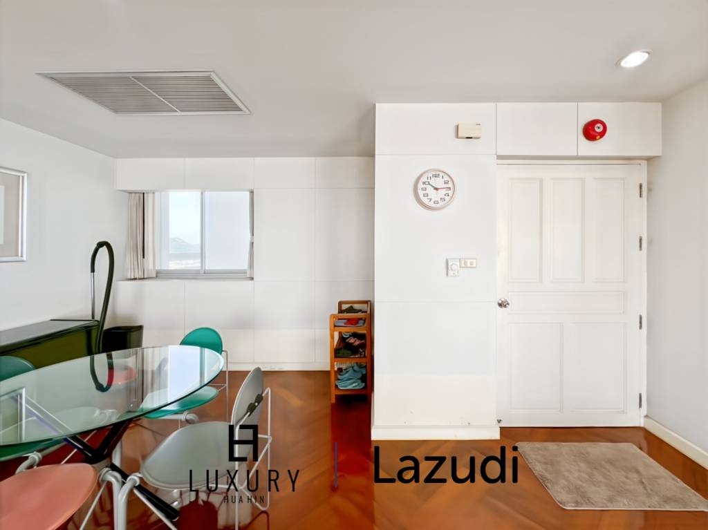 Baan Kinnon Hua Hin : The Ultra-Exclusive 18th Floor Beachfront 4 Bedroom Condo