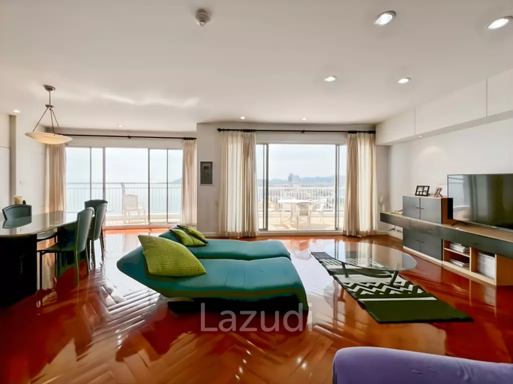 Baan Kinnon Hua Hin : The Ultra-Exclusive 18th Floor Beachfront 4 Bedroom Condo