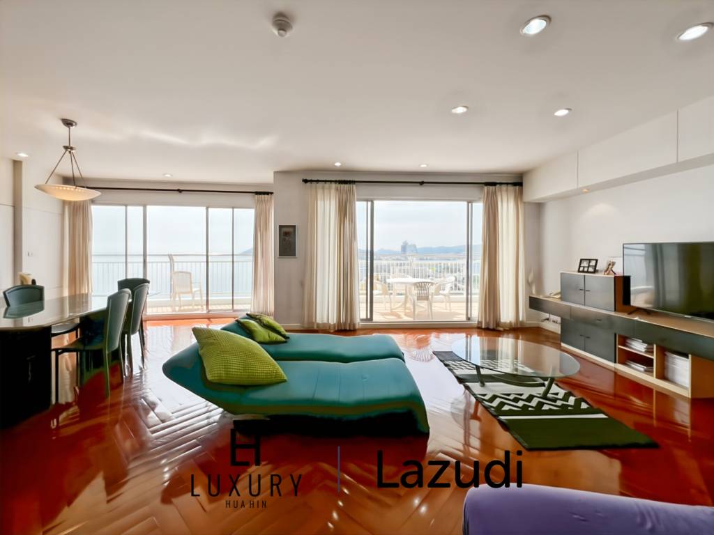 Baan Kinnon Hua Hin : The Ultra-Exclusive 18th Floor Beachfront 4 Bedroom Condo