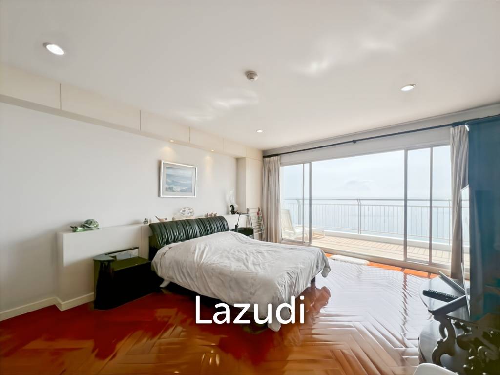 Baan Kinnon Hua Hin : The Ultra-Exclusive 18th Floor Beachfront 4 Bedroom Condo