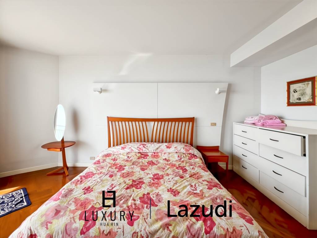 Baan Kinnon Hua Hin : The Ultra-Exclusive 18th Floor Beachfront 4 Bedroom Condo