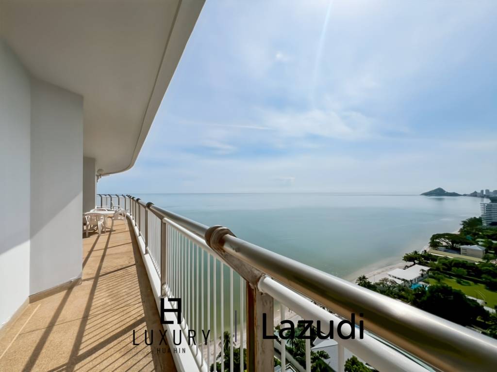 Baan Kinnon Hua Hin : The Ultra-Exclusive 18th Floor Beachfront 4 Bedroom Condo