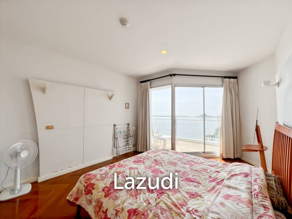 Baan Kinnon Hua Hin : The Ultra-Exclusive 18th Floor Beachfront 4 Bedroom Condo