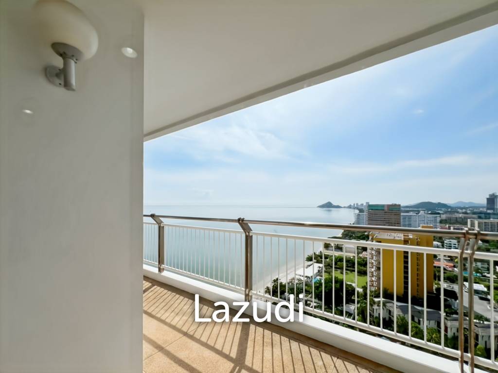 Baan Kinnon Hua Hin : The Ultra-Exclusive 18th Floor Beachfront 4 Bedroom Condo