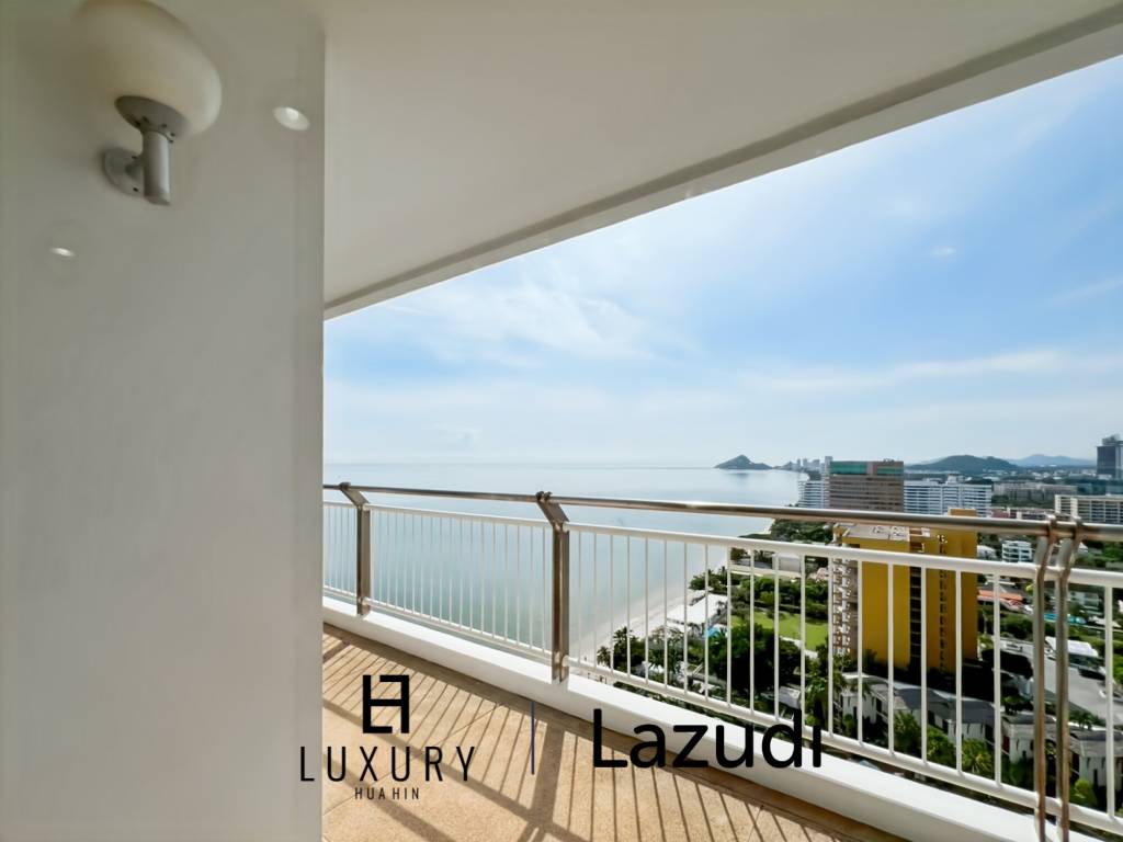 Baan Kinnon Hua Hin : The Ultra-Exclusive 18th Floor Beachfront 4 Bedroom Condo