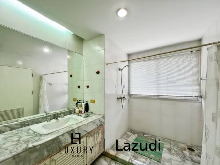 Baan Kinnon Hua Hin : The Ultra-Exclusive 18th Floor Beachfront 4 Bedroom Condo