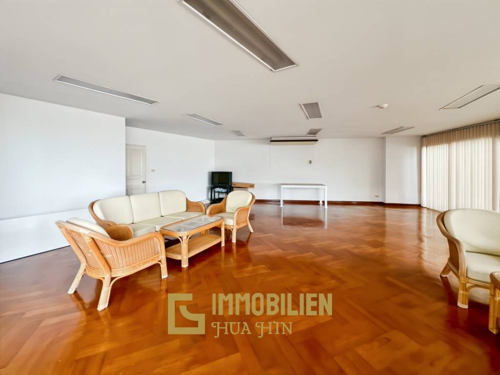 18. Stock / 4 Schlafzimmer / 209 qm