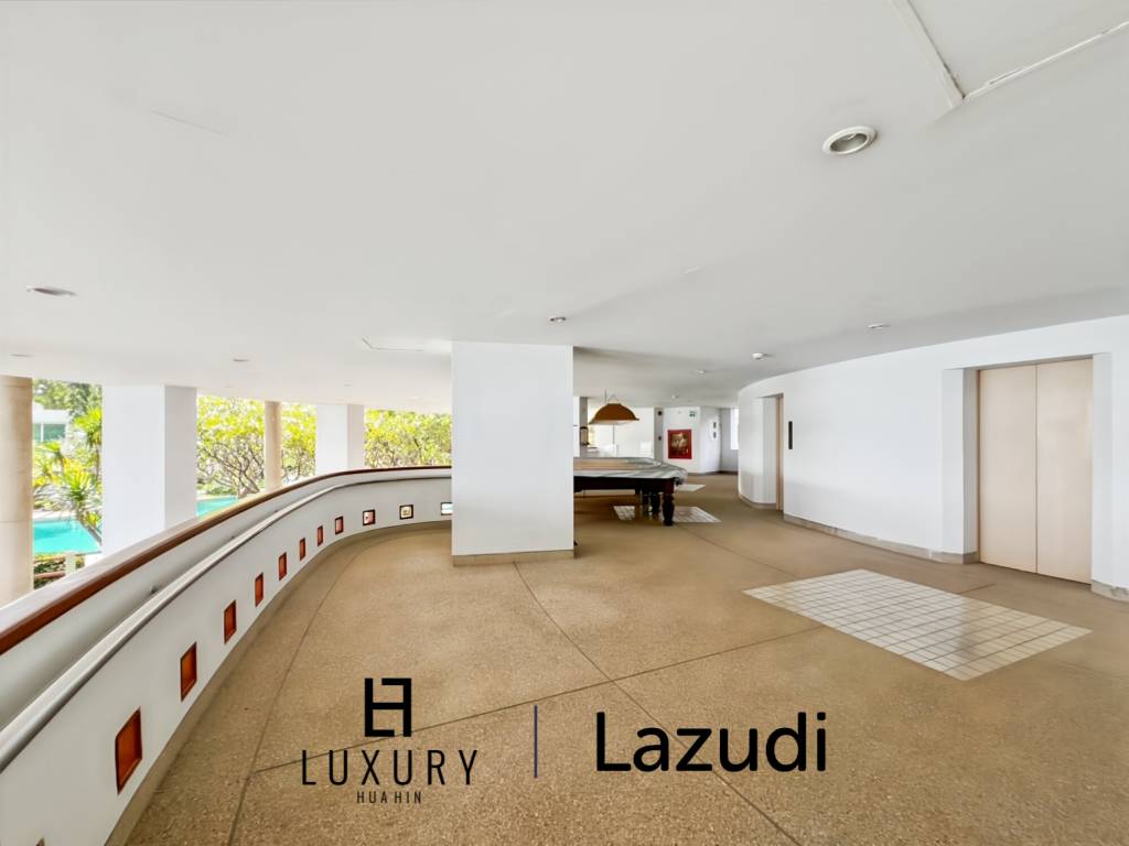 Baan Kinnon Hua Hin : The Ultra-Exclusive 18th Floor Beachfront 4 Bedroom Condo