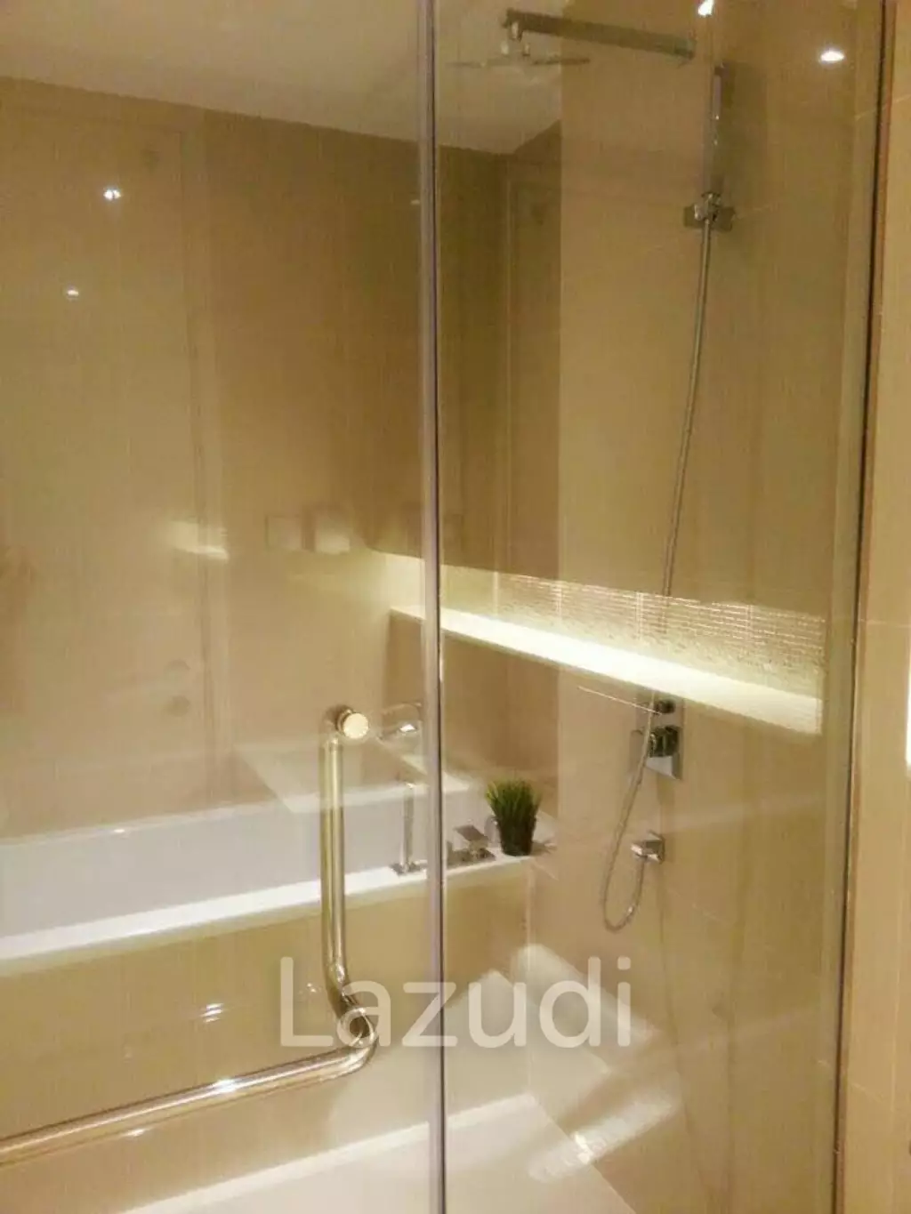 Chic 1-Bedroom Condo in H Sukhumvit 43 Bangkok