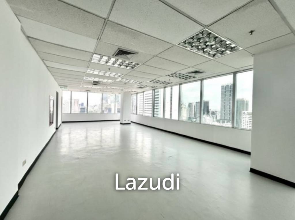 Office Space in Paso Tower Bang Rak, Bangkok