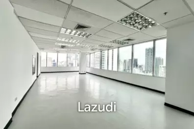 Office Space in Paso Tower Bang Rak, Bangkok