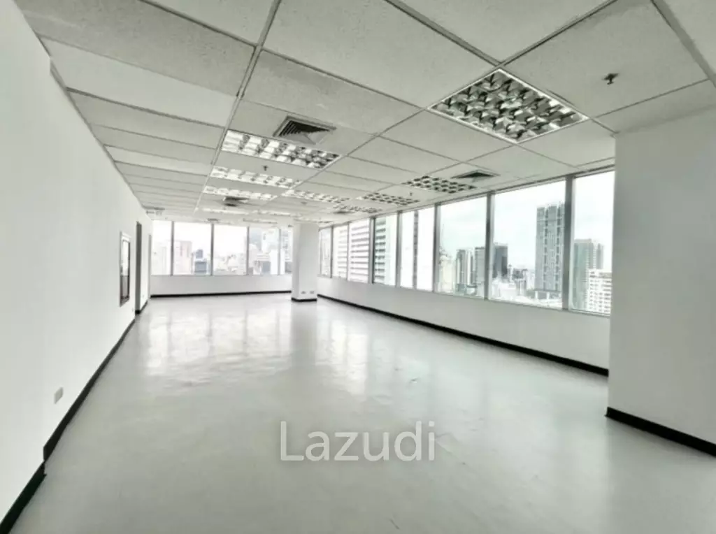 Office Space in Paso Tower Bang Rak, Bangkok