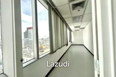 Office Space in Paso Tower Bang Rak, Bangkok