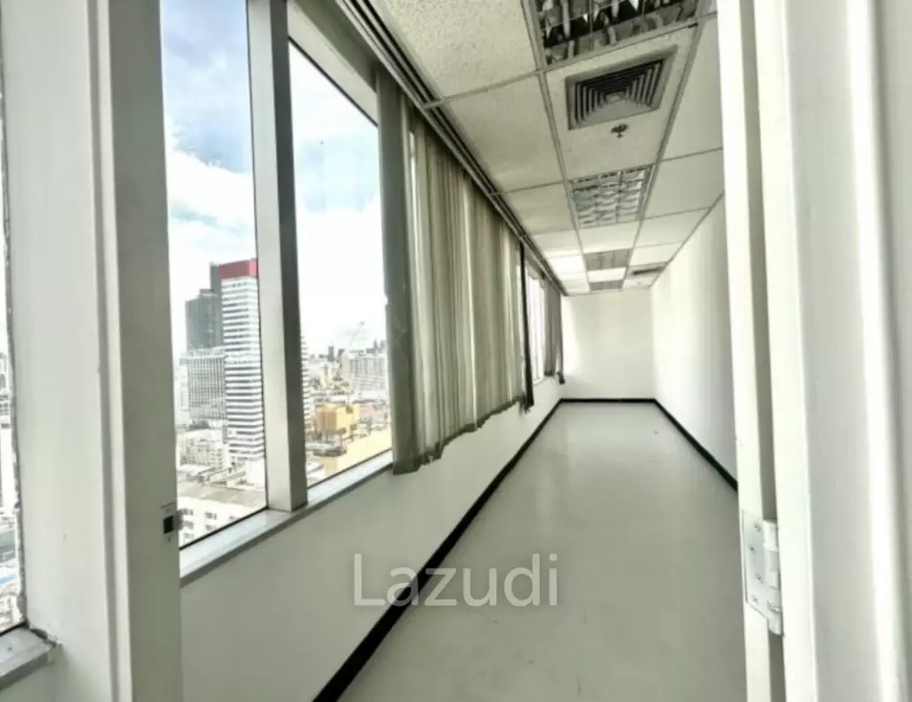 Office Space in Paso Tower Bang Rak, Bangkok
