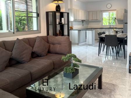 Style architectural suédois / piscine commune / salle de sport et table de billard