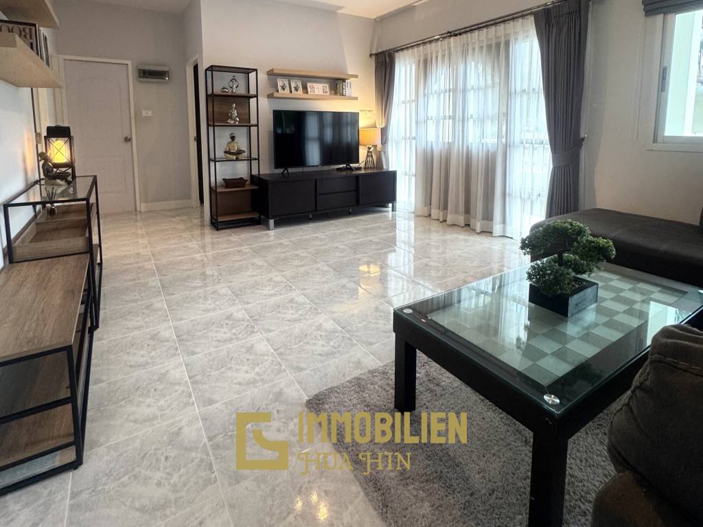 schwedischer Architekturstil / Gemeinschaftspool / Fitnessraum und Billiardtisch