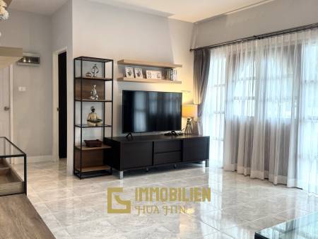 schwedischer Architekturstil / Gemeinschaftspool / Fitnessraum und Billiardtisch