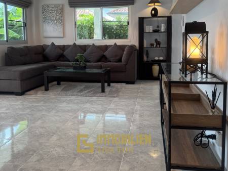 schwedischer Architekturstil / Gemeinschaftspool / Fitnessraum und Billiardtisch