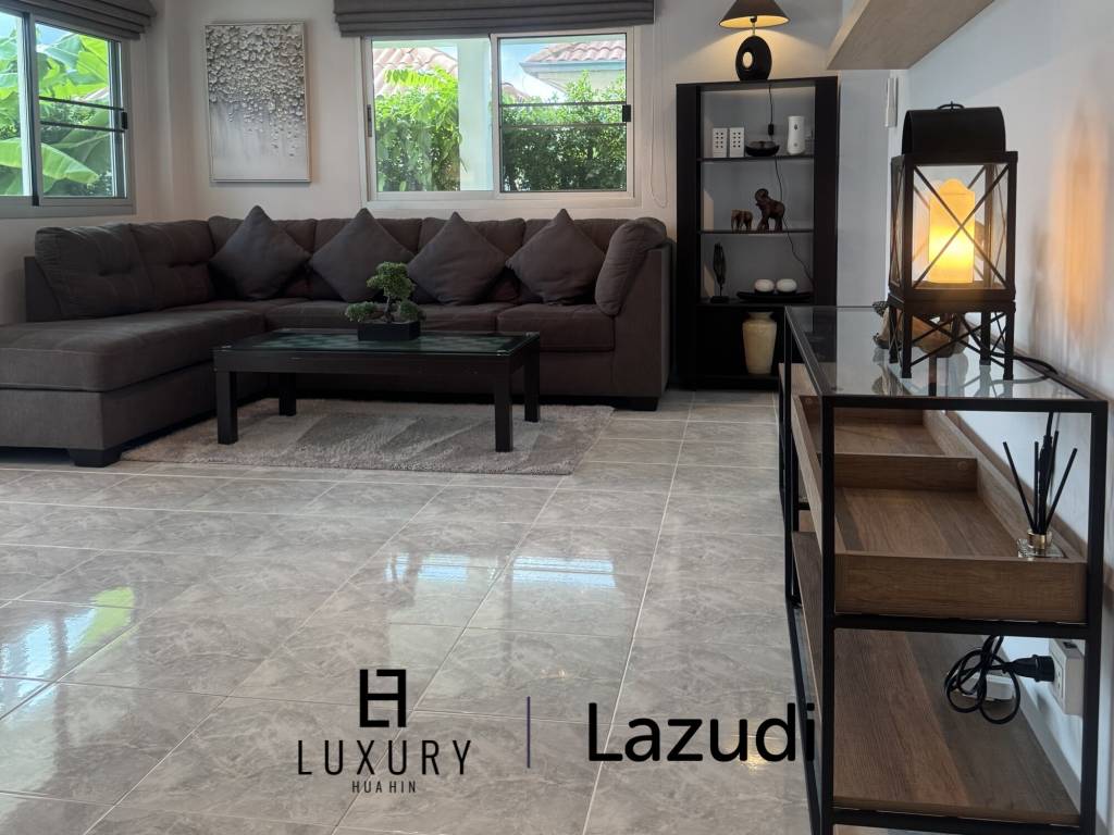 Style architectural suédois / piscine commune / salle de sport et table de billard