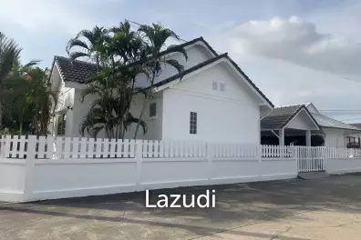 Tropical Garden Village Elegant 3 Bedroom Family Home, Renovated