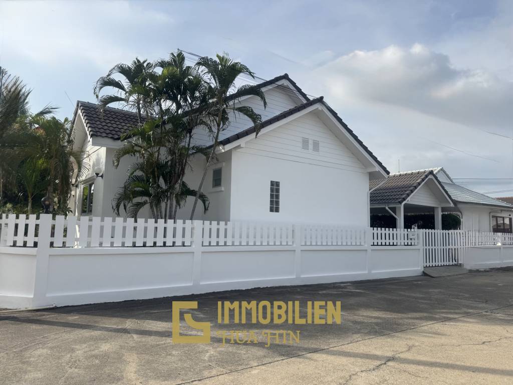 schwedischer Architekturstil / Gemeinschaftspool / Fitnessraum und Billiardtisch