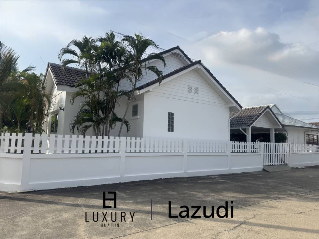 Style architectural suédois / piscine commune / salle de sport et table de billard