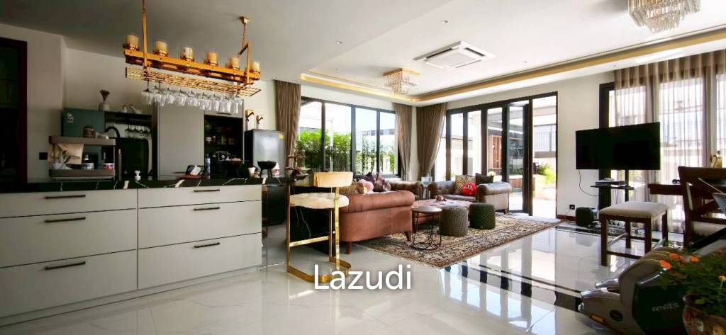 4 Bedrooms 5 Bathrooms 261.40 SQ.M. Arcade By Patta