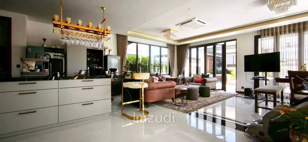 4 Bedrooms 5 Bathrooms 261.40 SQ.M. Arcade By Patta
