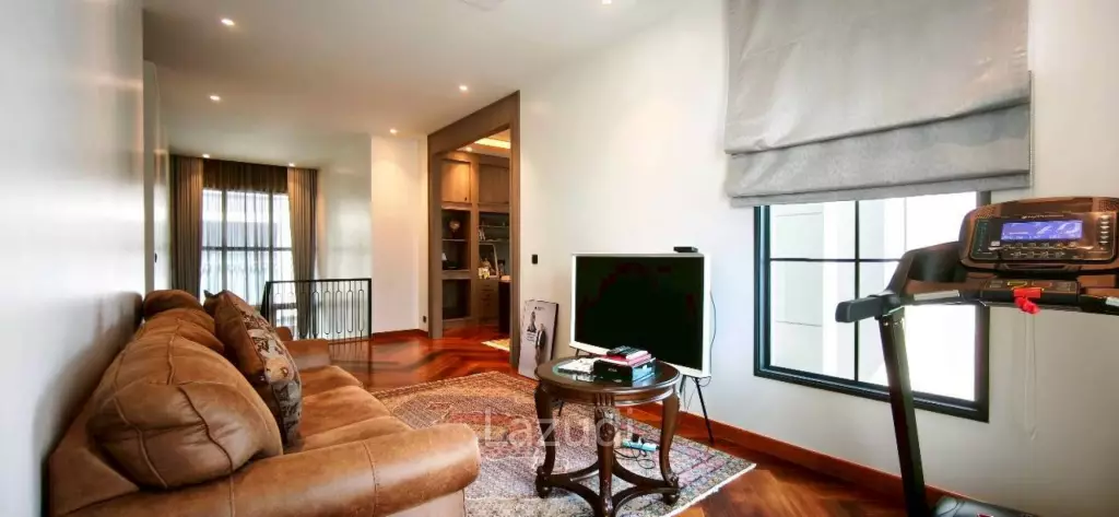 4 Bedrooms 5 Bathrooms 261.40 SQ.M. Arcade By Patta