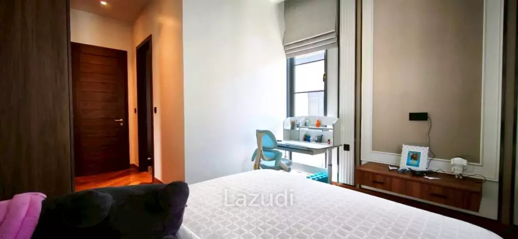 4 Bedrooms 5 Bathrooms 261.40 SQ.M. Arcade By Patta