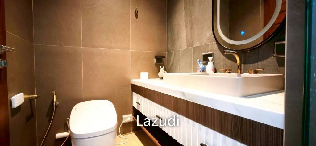 4 Bedrooms 5 Bathrooms 261.40 SQ.M. Arcade By Patta