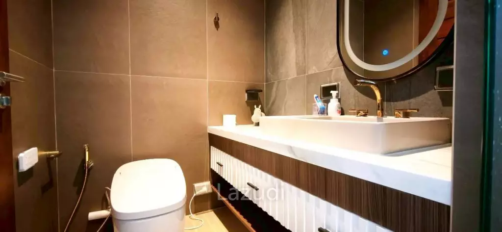 4 Bedrooms 5 Bathrooms 261.40 SQ.M. Arcade By Patta