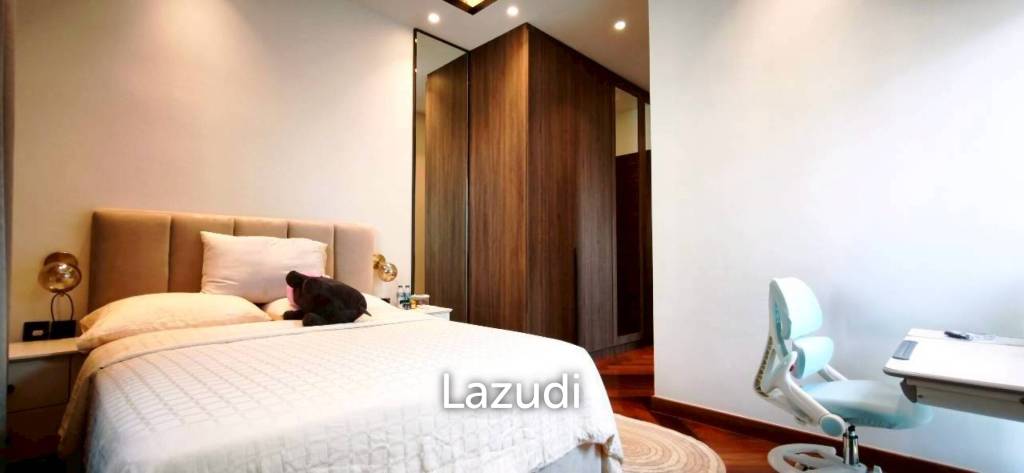 4 Bedrooms 5 Bathrooms 261.40 SQ.M. Arcade By Patta