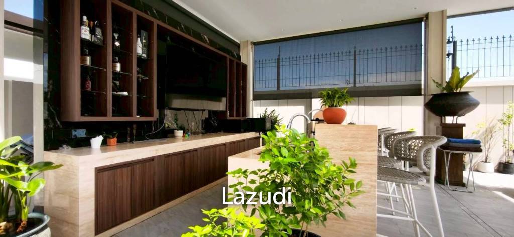 4 Bedrooms 5 Bathrooms 261.40 SQ.M. Arcade By Patta
