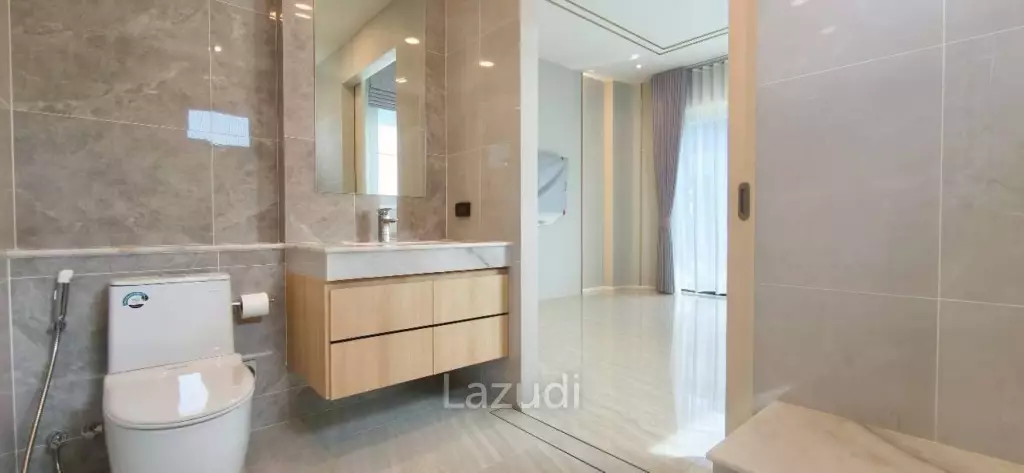 4 Beds 5 Baths 500 SQ.M. Chieftain By Patta