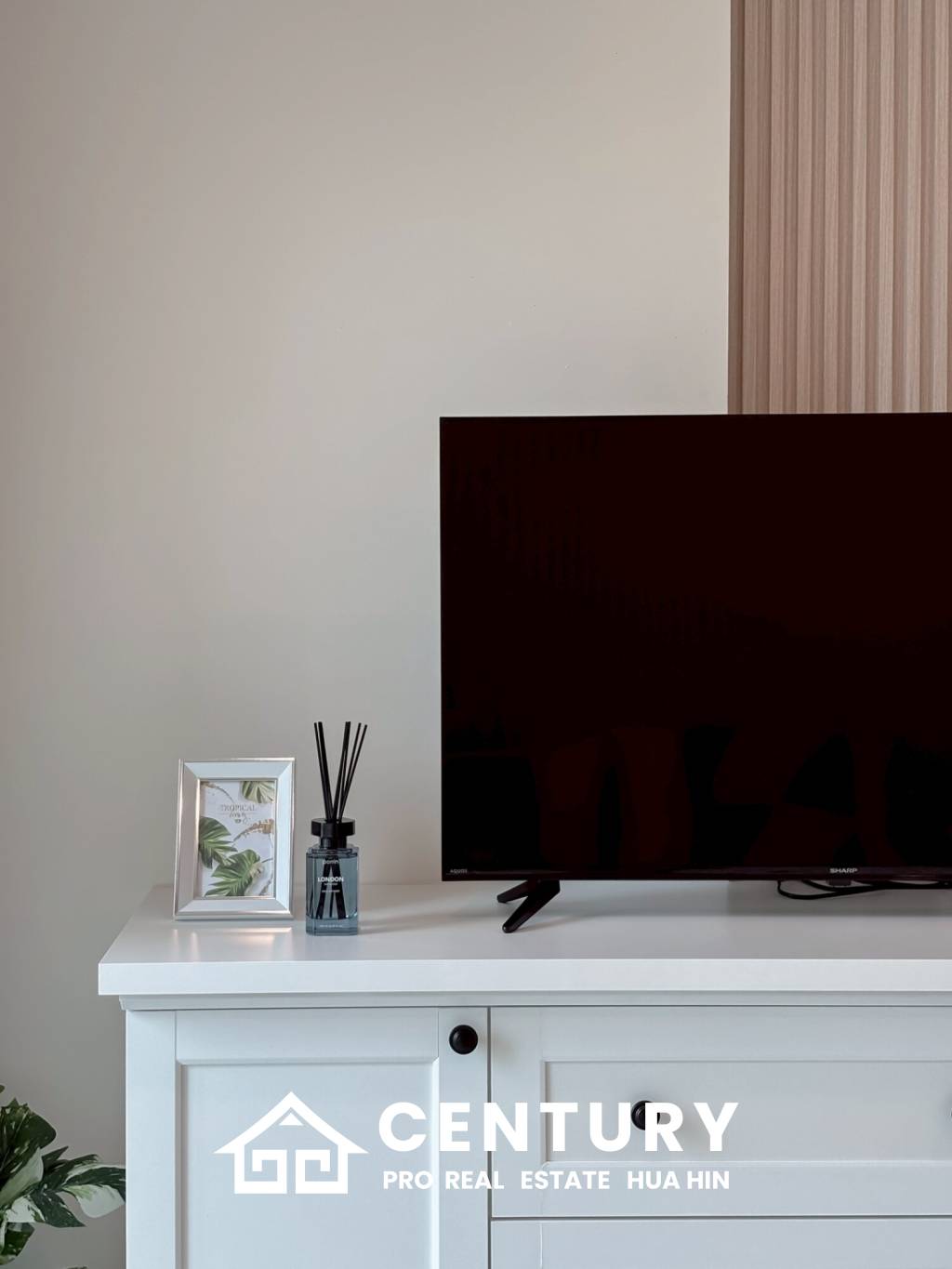 Mira Monte Hua Hin 94: Prime 8th Floor Condo